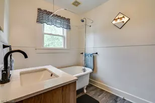 54 S School St, Millersburg, OH 44654 - Photo 20
