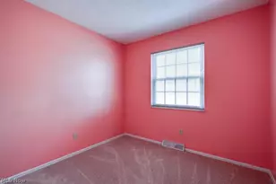 3277 Longwood Dr, Norton, OH 44203 - Photo 16