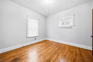 4697 E 85th St, Garfield Heights, OH 44125 - Photo 14