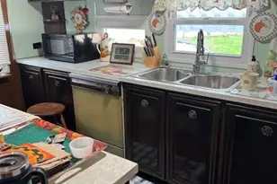1705 E 28th St, Ashtabula, OH 44004 - Photo 2