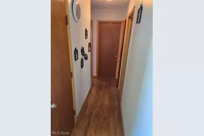 3327 Nottingham Drive, Parma, OH 44134 - Photo 8