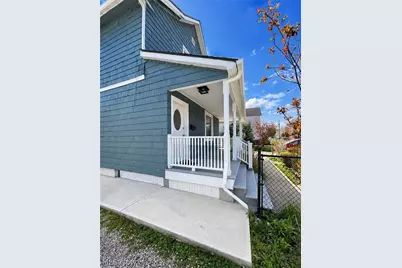 1855 W 58th Street #1/UP, Loveland, OH 44102 - Photo 2