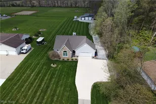 3877 Dawley Rd, Ravenna, OH 44266 - Photo 2