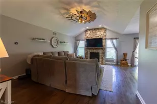 3877 Dawley Rd, Ravenna, OH 44266 - Photo 10