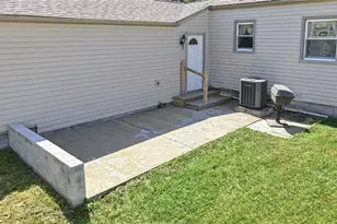 245 Manor Ave, Struthers, OH 44471 - Photo 38
