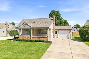 245 Manor Ave, Struthers, OH 44471 - Photo 2