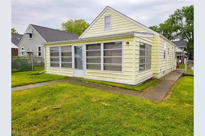 1423 26th Street NW, Canton, OH 44709 - Photo 2
