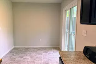 196 Raintree Ln, Painesville, OH 44077 - Photo 6