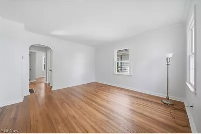 2031 Verde Avenue, Akron, OH 44314 - Photo 2