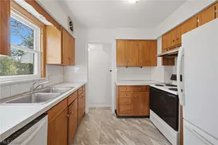 2031 Verde Ave, Akron, OH 44314 - Photo 8