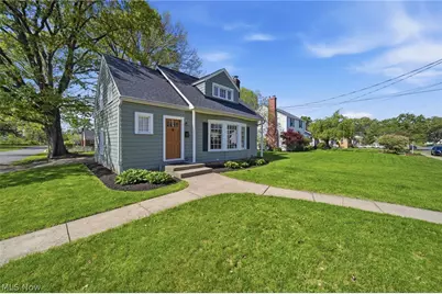 158 35th Street NE, Canton, OH 44714 - Photo 2