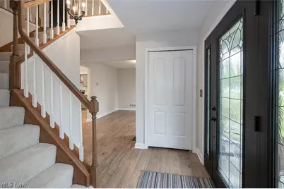 7528 Lakedge Court, Hudson, OH 44236 - Photo 2