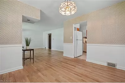 2471 19th Street, Cuyahoga Falls, OH 44223 - Photo 10