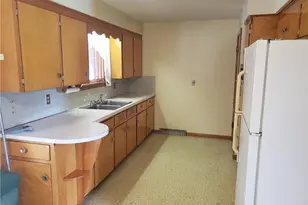 3105 Washington Ave, Lorain, OH 44052 - Photo 4