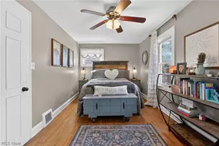 71 E 219th St, Euclid, OH 44123 - Photo 12