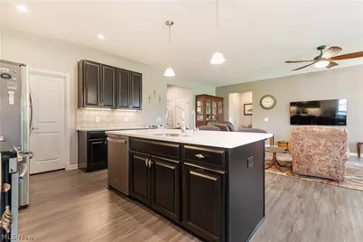 5810 Quarry Lake Drive SE, Canton, OH 44730 - Photo 16