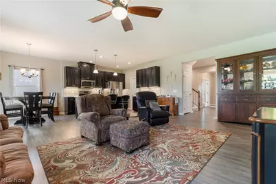 5810 Quarry Lake Drive SE, Canton, OH 44730 - Photo 10