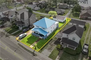 915 Clark St, Cambridge, OH 43725 - Photo 2