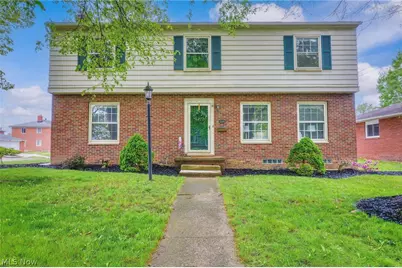 584 N Hawkins Avenue, Akron, OH 44313 - Photo 1