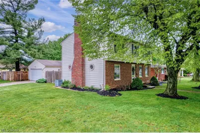 584 N Hawkins Avenue, Akron, OH 44313 - Photo 48