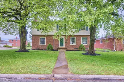 584 N Hawkins Avenue, Akron, OH 44313 - Photo 2
