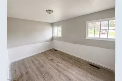 6294 Randolph Road, Huber Heights, OH 44146 - Photo 10