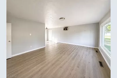 6294 Randolph Road, Huber Heights, OH 44146 - Photo 6
