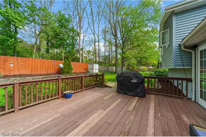 176 Pinewood Drive, Elyria, OH 44035 - Photo 40