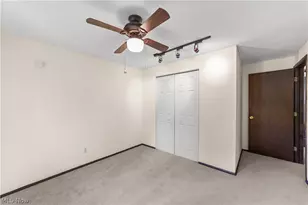 176 Pinewood Dr, Elyria, OH 44035 - Photo 26