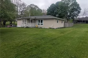 434 Steubenville Rd SE, Carrollton, OH 44615 - Photo 4