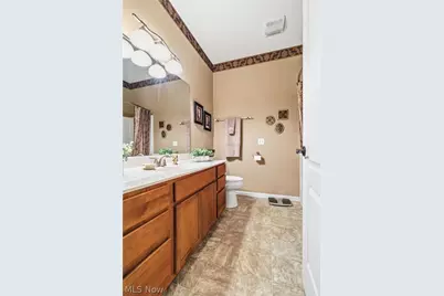 1340 Cascade Circle W, Canton, OH 44708 - Photo 26