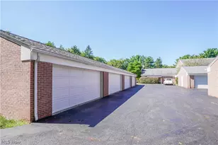 1653 Greenway Rd SE, North Canton, OH 44709 - Photo 28