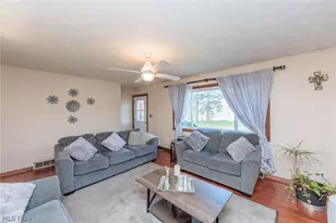 19157 Howe Rd, Strongsville, OH 44136 - Photo 4
