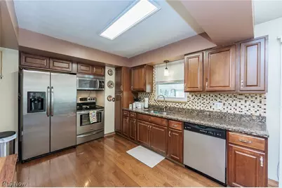 19157 Howe Road, Strongsville, OH 44136 - Photo 10
