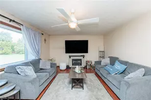19157 Howe Rd, Strongsville, OH 44136 - Photo 6
