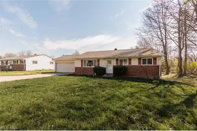 19157 Howe Road, Strongsville, OH 44136 - Photo 2