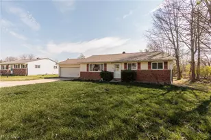 19157 Howe Rd, Strongsville, OH 44136 - Photo 2