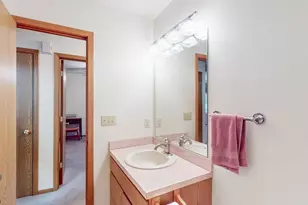 249 W Heatherwood Dr, Barberton, OH 44203 - Photo 24