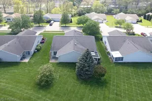249 W Heatherwood Dr, Barberton, OH 44203 - Photo 32