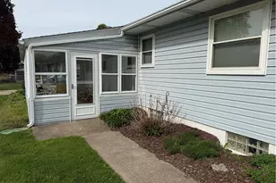 112 West Ave, Mogadore, OH 44260 - Photo 2