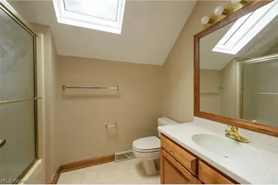 963 Mansion Circle, Barberton, OH 44203 - Photo 30