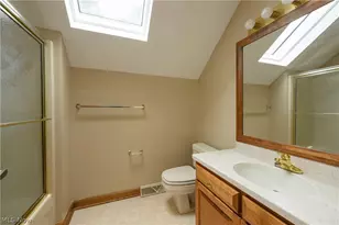 963 Mansion Cir, Barberton, OH 44203 - Photo 30