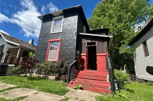 215 Columbia St, Zanesville, OH 43701 - Photo 2