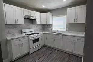 1239 Pondview Ave, Akron, OH 44305 - Photo 12