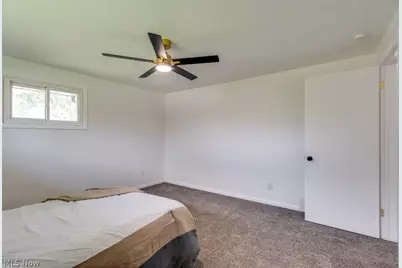 3877 Grove Street NE, Canton, OH 44721 - Photo 20