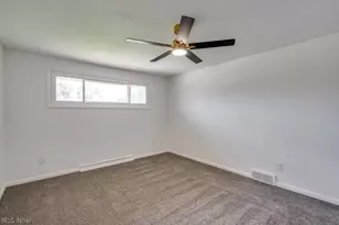 3877 Grove St NE, Canton, OH 44721 - Photo 14
