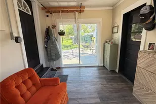 4300 Broadway Ave NE, Louisville, OH 44641 - Photo 8