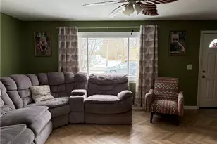 4300 Broadway Ave NE, Louisville, OH 44641 - Photo 4