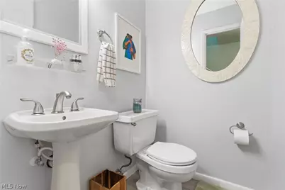 1900 Grove Court #112, Loveland, OH 44113 - Photo 8