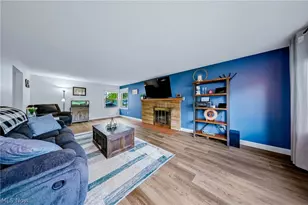 487 West St, Wadsworth, OH 44281 - Photo 4